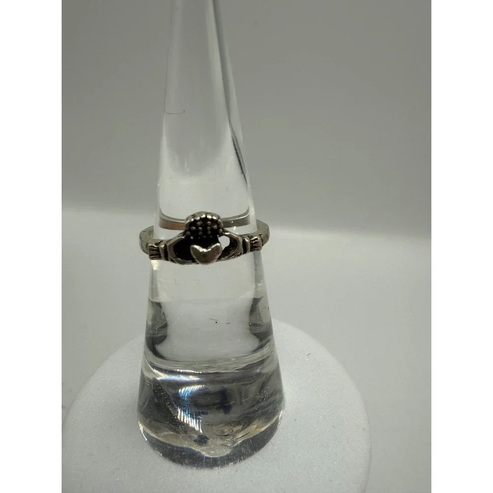 Vintage Silver Tone Irish Claddagh‎ Ring Heart Hands Crown Size 5